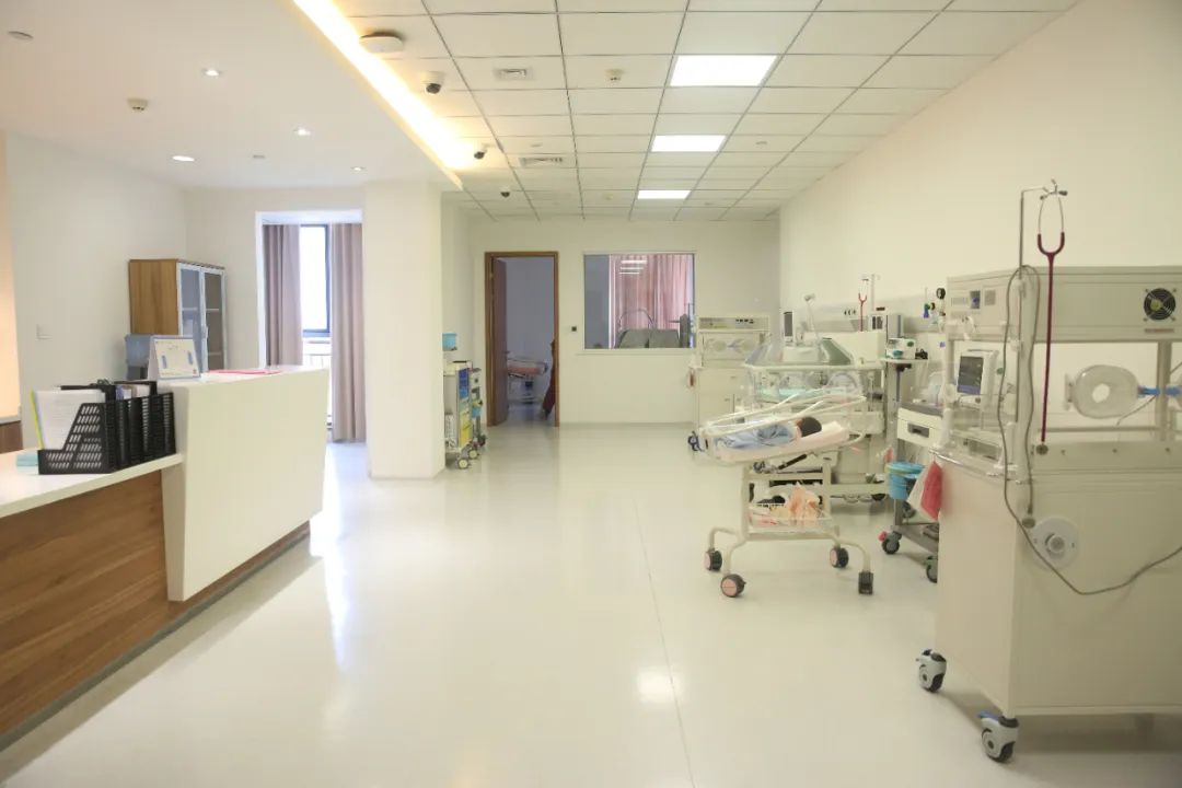 新生儿病房