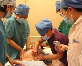 臀位外倒转术，在悦程重现