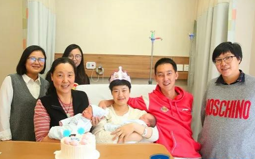 2017年11月1日  嘉兴悦程第一例双胞胎宝宝诞生