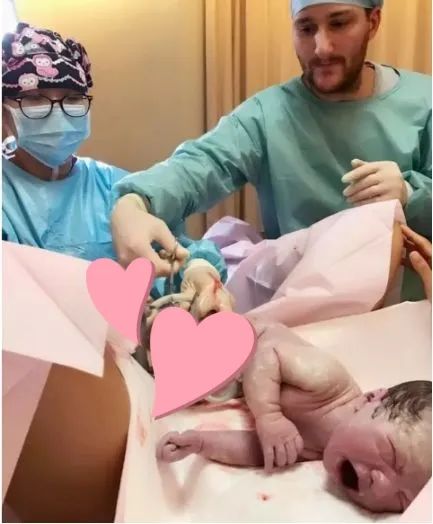 2017年3月18日  嘉兴悦程迎来了第一位混血宝宝